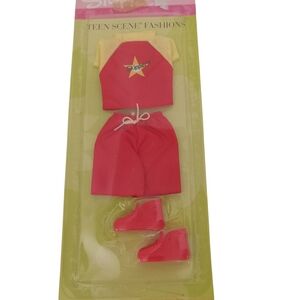 Mattel Skipper Fashion‎ Set with Pink and Yellow Accents NWOT #68028-99 1999